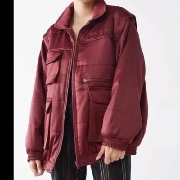 Urban Outfitters Dawson Bomber Puffer Jacket Vest Removable Sleeves SZ M - Picture 1 of 9